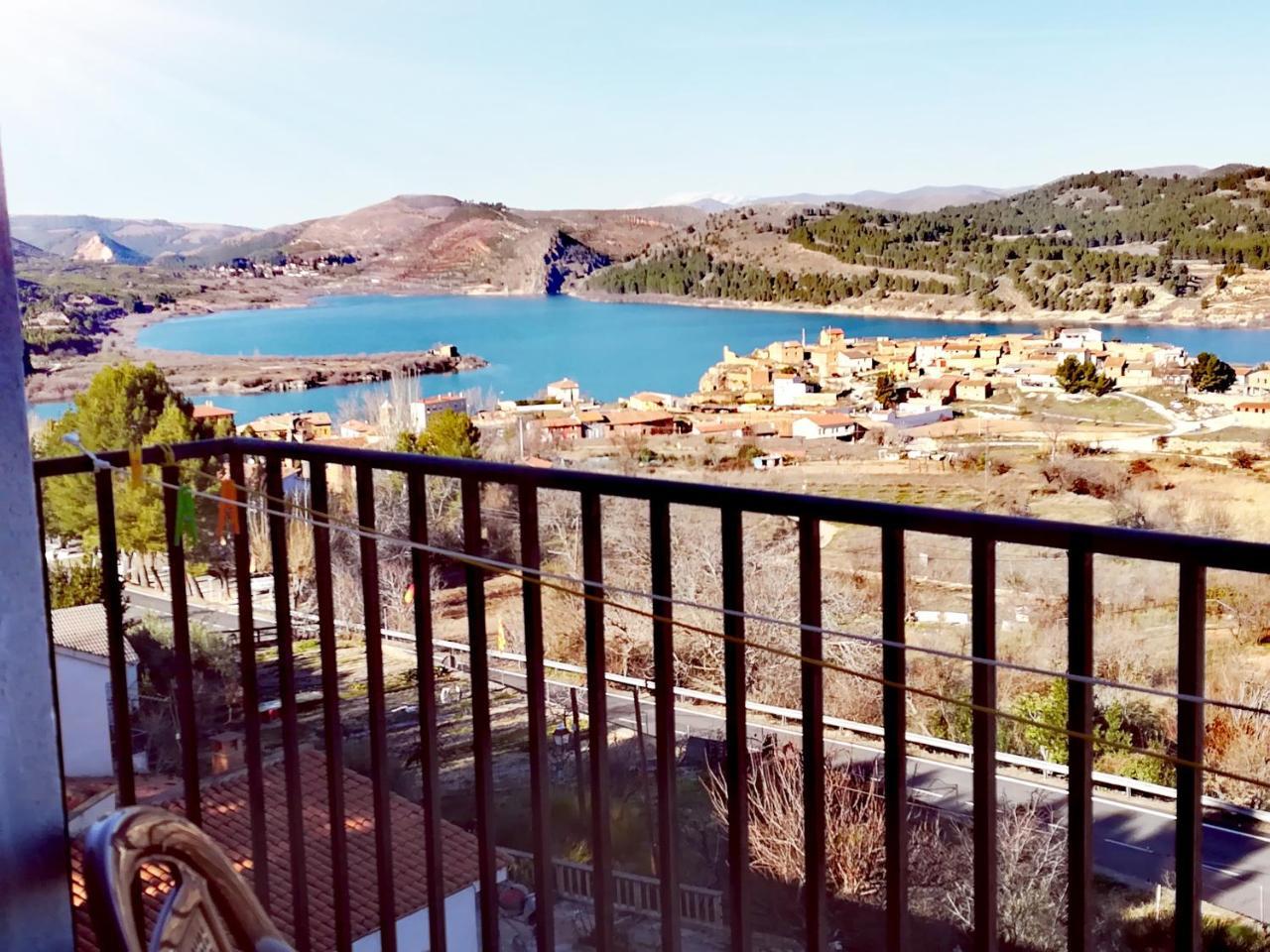 Nuévalos Apartamentos Rurales La Posada De Donato מראה חיצוני תמונה