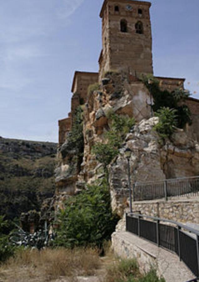 Nuévalos Apartamentos Rurales La Posada De Donato מראה חיצוני תמונה